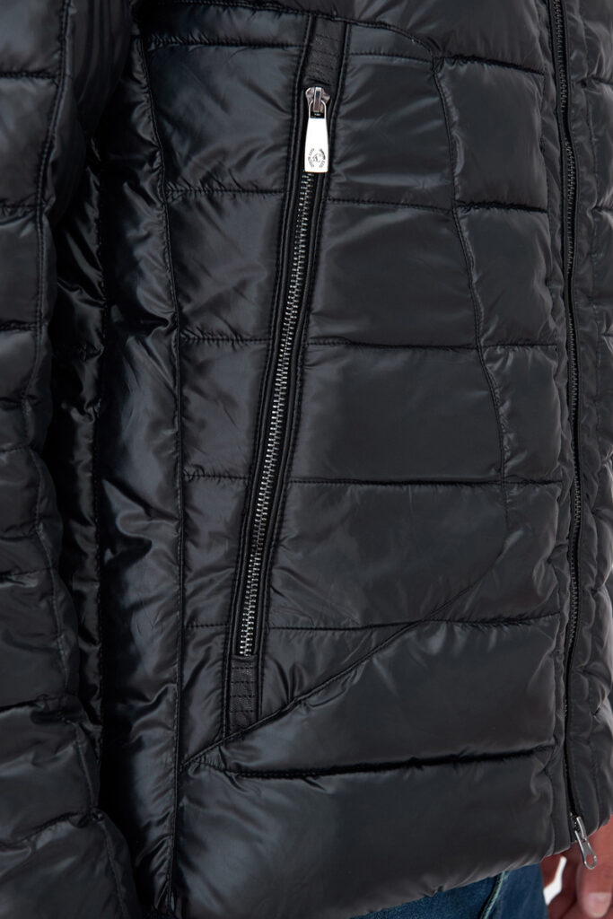 куртка мужская утепленная с мехом енота черная 8